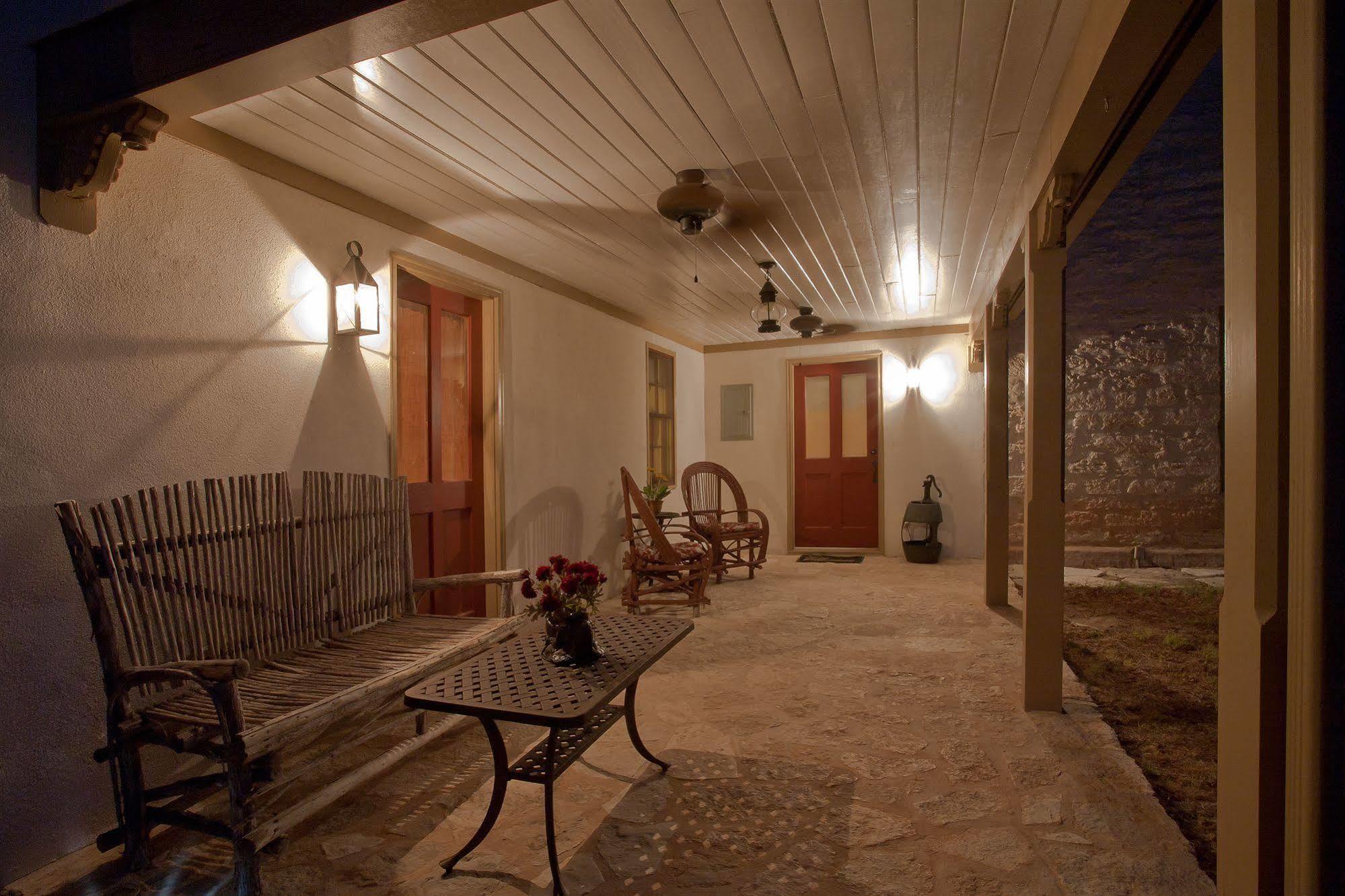 Rock House Hideaway Complex Fredericksburg Ngoại thất bức ảnh